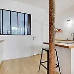 Loft D\'Exception Pour 6 Personnes - Voltaire 11E